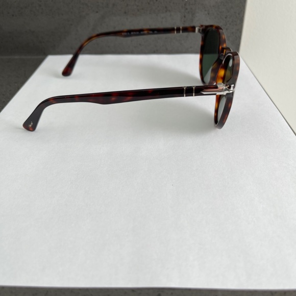 Brand New - Persol PO3152S  52mm Dark Tortoise / Grey Lenses New Sunglasses - Picture 9 of 13